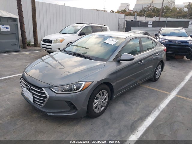 Hyundai ELANTRA SE 2017 KMHD74LF2HU353098 Image 2