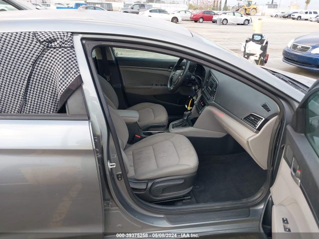 Hyundai ELANTRA SE 2017 KMHD74LF2HU353098 Image 5