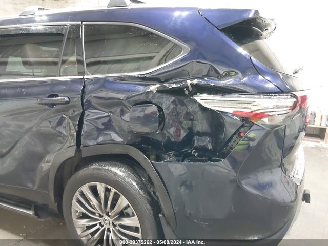 Toyota Highlander Hybrid Platinum 2021 5TDEBRCH4MS017828 Image 18