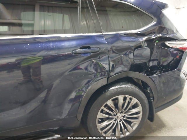Toyota Highlander Hybrid Platinum 2021 5TDEBRCH4MS017828 Image 19