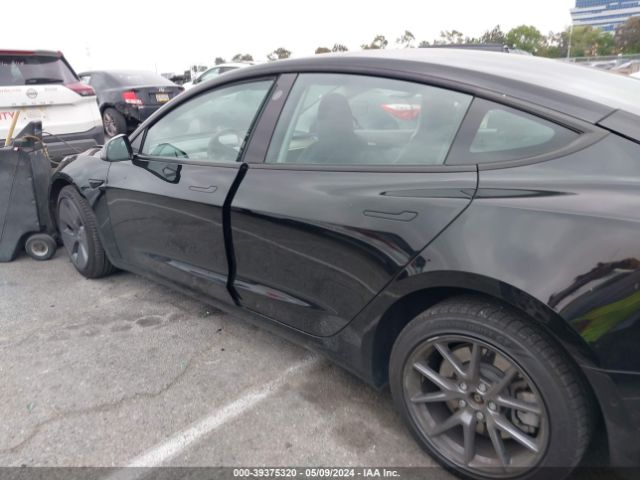 5YJ3E1EA1NF359811 Tesla Model 3 Rear-wheel Drive