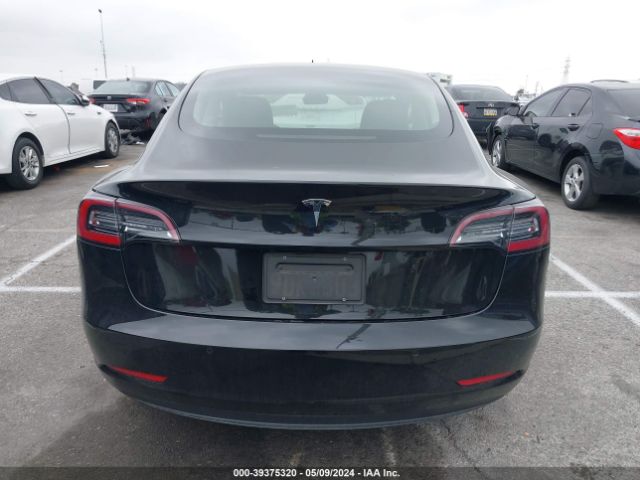5YJ3E1EA1NF359811 Tesla Model 3 Rear-wheel Drive
