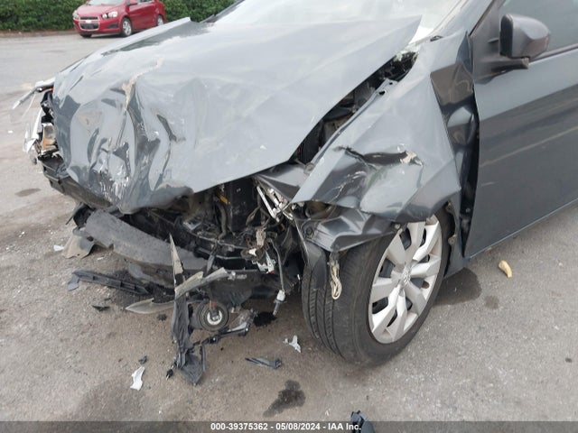 Toyota COROLLA LE 2016 5YFBURHE4GP396774 Image 6