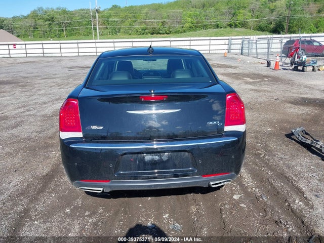 2C3CCAEG4HH570062 Chrysler 300C