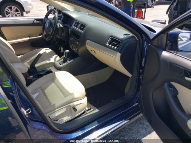 3VWD17AJ7EM420192 Volkswagen Jetta 1.8t Se