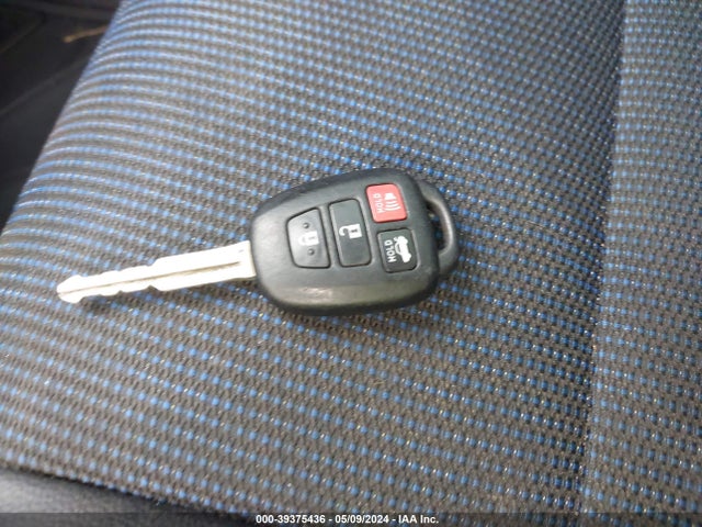 Toyota COROLLA SE 2017 2T1BURHE4HC865928 Image 11
