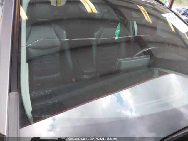 2T3A1RFV4LW108596 Toyota Rav4 Xle Premium