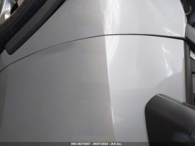 2T3A1RFV4LW108596 Toyota Rav4 Xle Premium