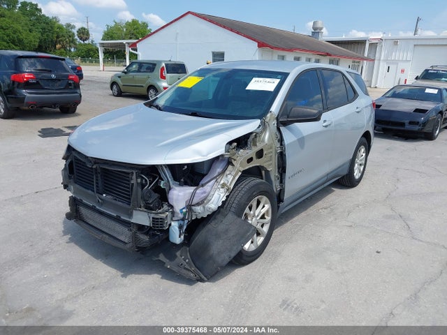 Chevrolet EQUINOX LS 2018 2GNAXHEVXJ6115921 Image 2
