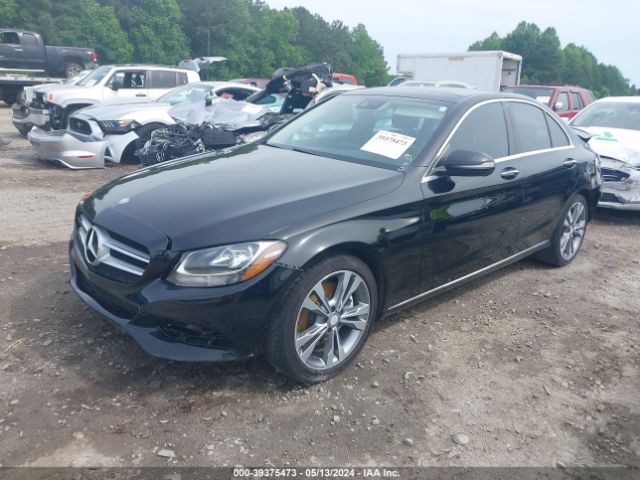 55SWF4JB8HU203827 Mercedes-Benz C 300 Luxury/sport