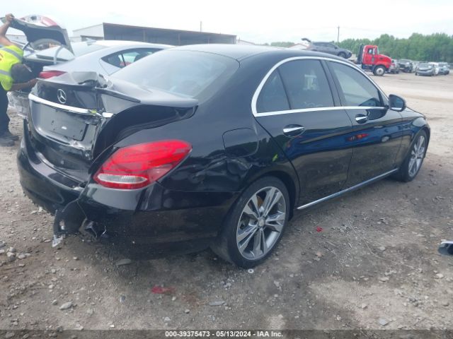 55SWF4JB8HU203827 Mercedes-Benz C 300 Luxury/sport