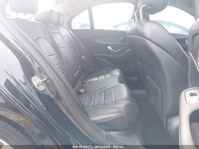 55SWF4JB8HU203827 Mercedes-Benz C 300 Luxury/sport