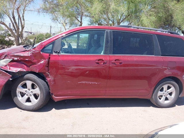 Toyota Sienna Le V6 8 Passenger 2014 5TDKK3DC4ES411396 Image 14