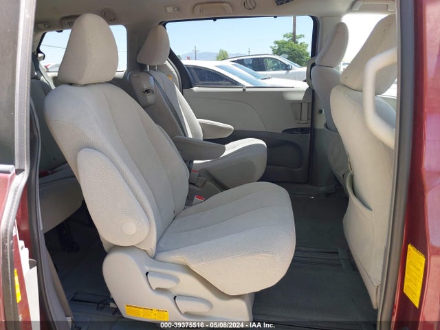 Toyota Sienna Le V6 8 Passenger 2014 5TDKK3DC4ES411396 Image 8