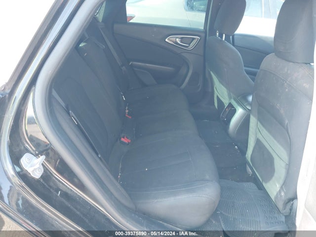 1C3CCCABXGN172513 Chrysler 200 Limited