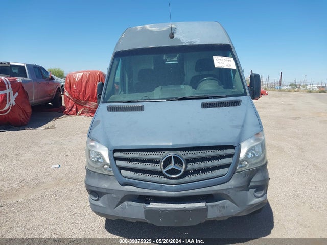 WD3PE7CD9JP645417 Mercedes-Benz Sprinter 2500 Standard Roof V6