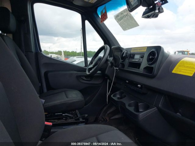 WD4PF1CD1KP140754 Mercedes-Benz Sprinter 2500 High Roof V6
