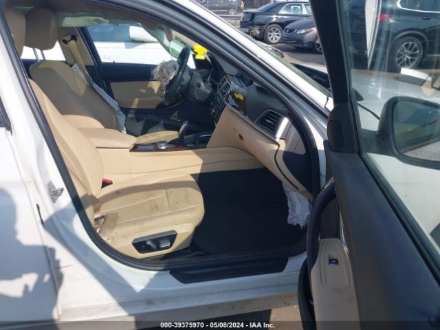WBA8E5G56JNU46156 BMW 320i Xdrive