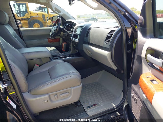 Toyota Sequoia Platinum 2019 5TDYY5G14KS072715 Image 5