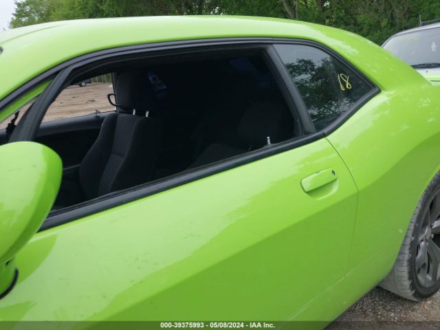 2C3CDZAT6FH722788 Dodge Challenger R/t