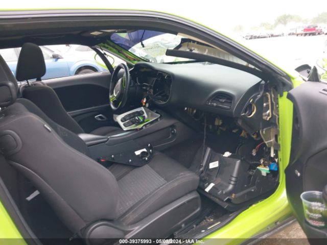 2C3CDZAT6FH722788 Dodge Challenger R/t