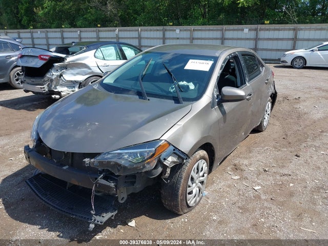 Toyota COROLLA LE 2019 5YFBURHEXKP876410 Image 2