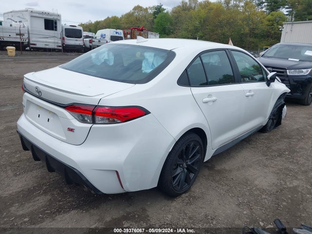 Toyota COROLLA SE 2024 5YFS4MCE2RP176658 Image 4