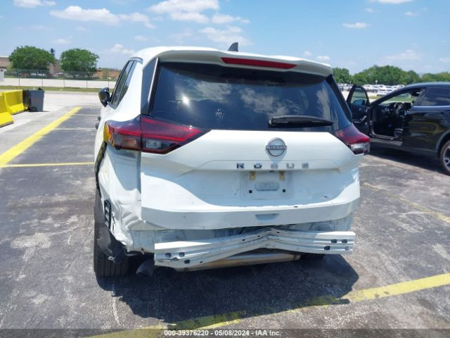5N1BT3AA2NC699593 Nissan Rogue S Fwd