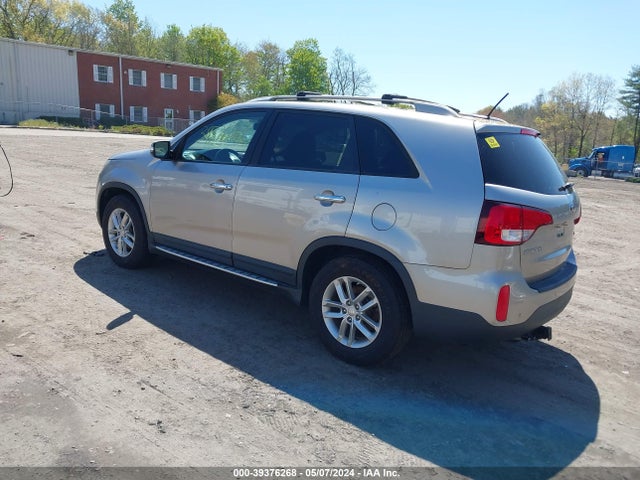 KIA SORENTO LX 2015 5XYKT3A61FG591396 Image 3