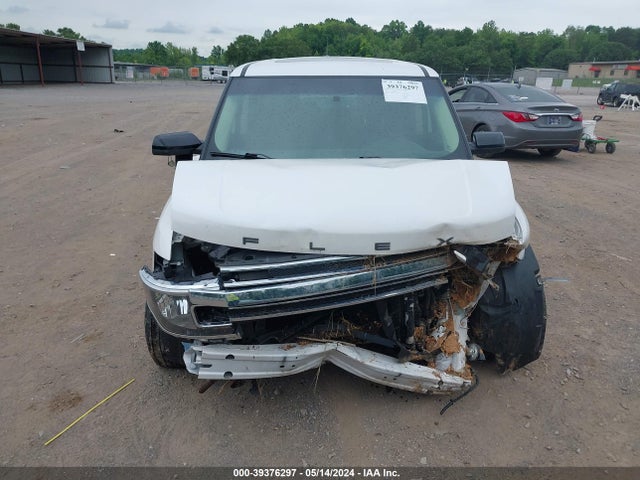 Ford FLEX SEL 2018 2FMHK6C8XJBA10435 Image 12
