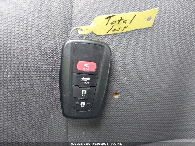 Toyota Corolla Hybrid Le 2021 JTDEAMDE5MJ000950 Image 11