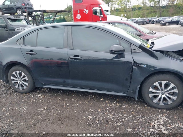 Toyota Corolla Hybrid Le 2021 JTDEAMDE5MJ000950 Image 13