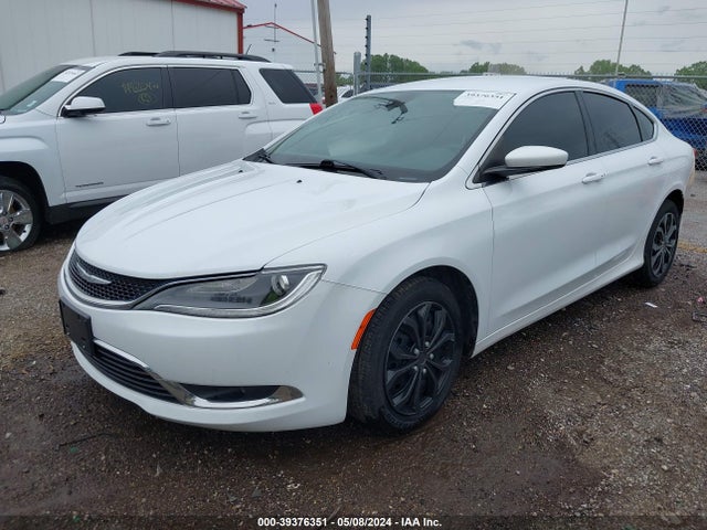 Chrysler 200 Limited 2015 1C3CCCAB7FN510660 Image 2