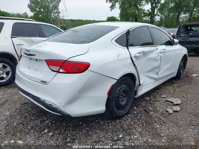 Chrysler 200 Limited 2015 1C3CCCAB7FN510660 Image 4