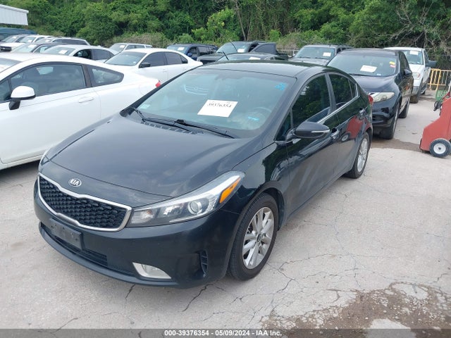 KIA FORTE S 2017 3KPFL4A71HE029692 Image 2