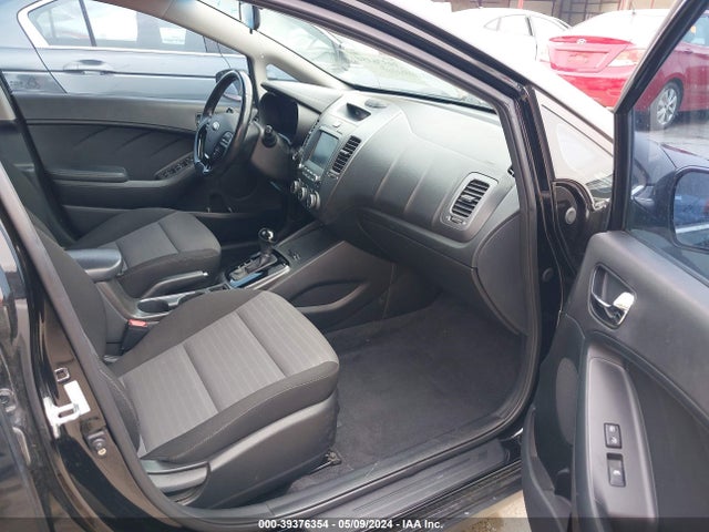 KIA FORTE S 2017 3KPFL4A71HE029692 Image 5