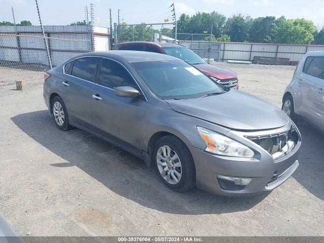 Nissan Altima 2.5 S 2015 1N4AL3AP8FC152663 Image 1
