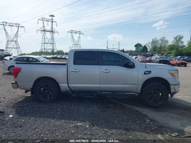 1N6AA1EJ9HN560488 Nissan TITAN SV