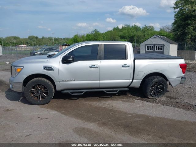 1N6AA1EJ9HN560488 Nissan TITAN SV