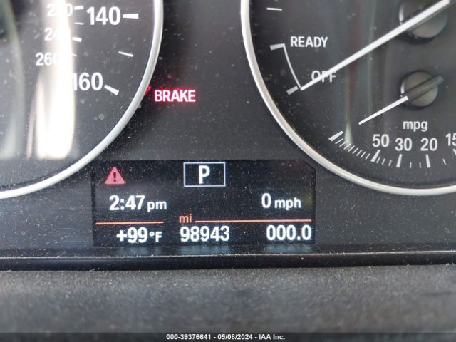 WBA8A9C39HK864889 BMW 320i