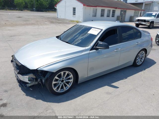 WBA8A9C39HK864889 BMW 320i