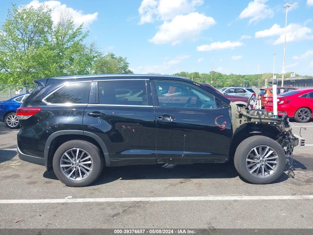 Toyota Highlander Xle 2017 5TDJZRFH7HS380071 Image 13