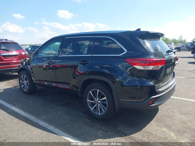 Toyota Highlander Xle 2017 5TDJZRFH7HS380071 Image 3