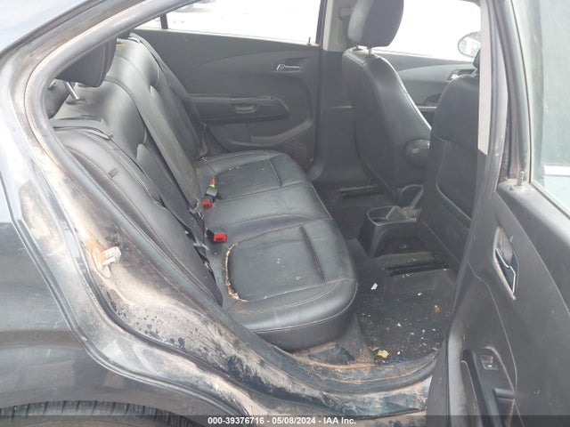 Chevrolet Sonic Premier Auto 2018 1G1JF5SB2J4136731 Image 8