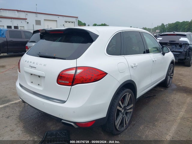 2013 PORSCHE CAYENNE WP1AA2A20DLA08244 Photo 3
