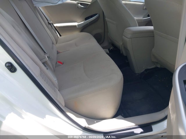 Toyota Prius Two 2015 JTDKN3DU8F1950926 Image 8