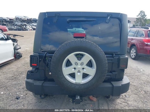 1C4BJWDG0JL821793 Jeep Wrangler Jk Unlimited Sport S 4x4