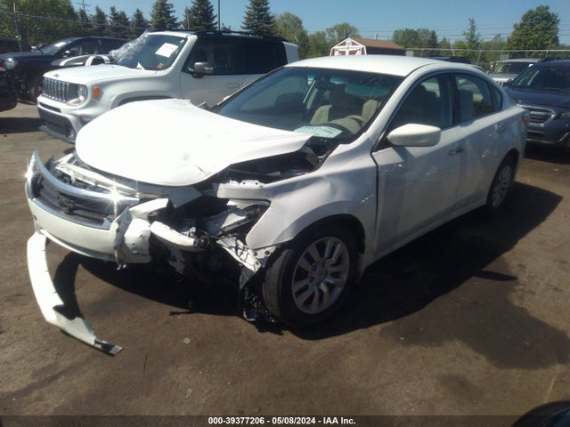 Nissan Altima 2.5 S 2015 1N4AL3AP6FC409559 Image 2