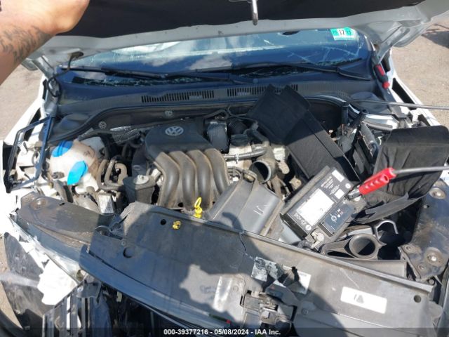 3VW2K7AJ0EM319015 Volkswagen Jetta 2.0l S