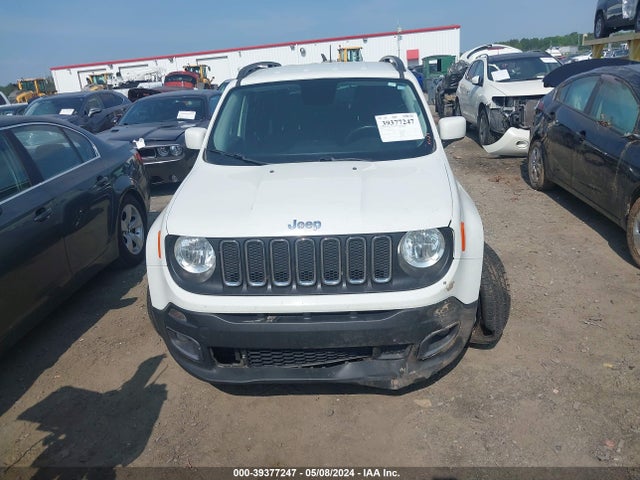 ZACCJABT2FPB34468 Jeep Renegade Latitude